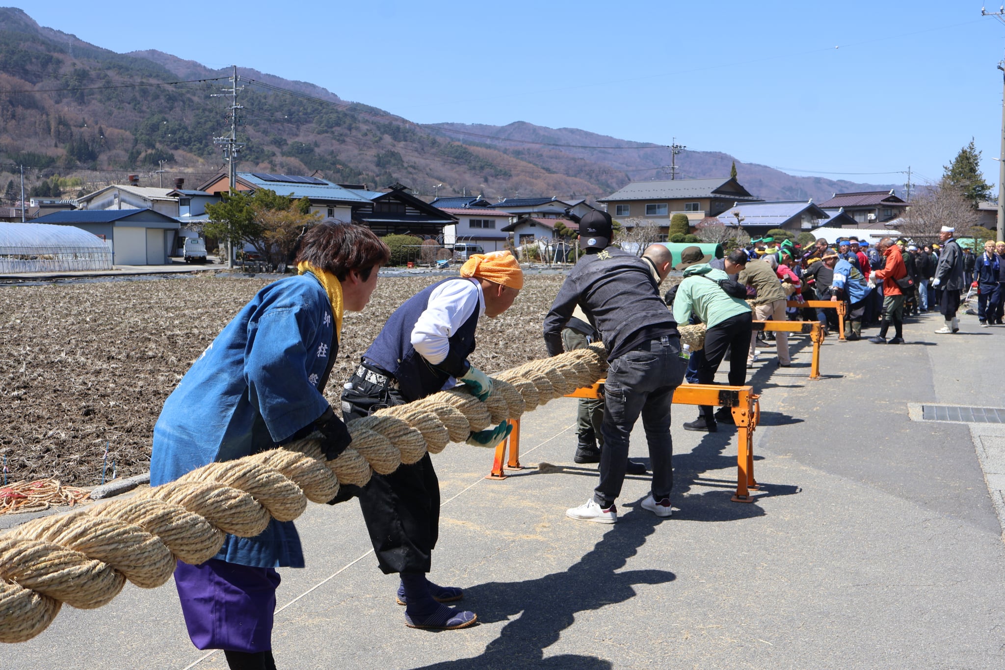 御柱　木造り・綱打ち